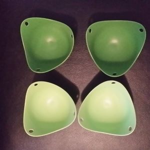 4 Poach Pods